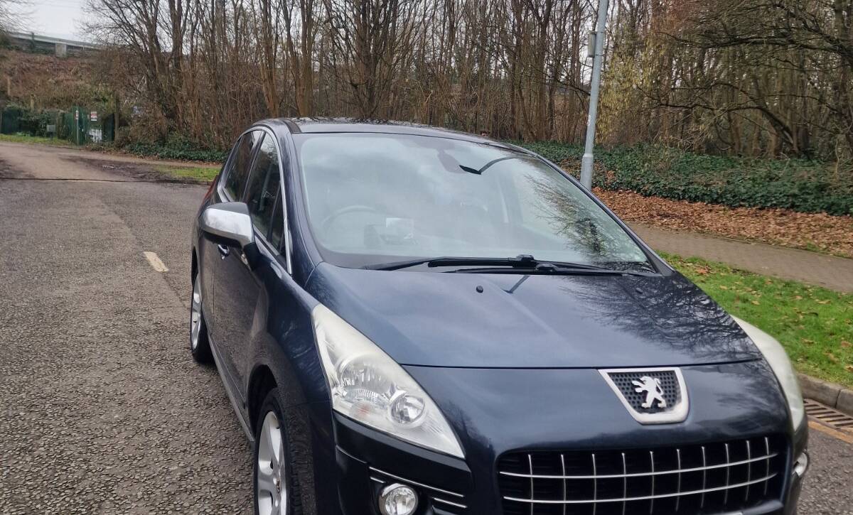 Peugeot 3008 1.6 HDi Allure 2012