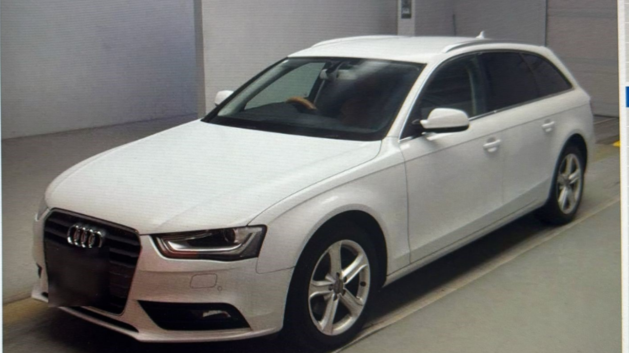 AUDI A4 AVANT
