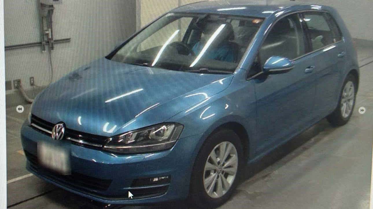 VOLKSWAGEN GOLF